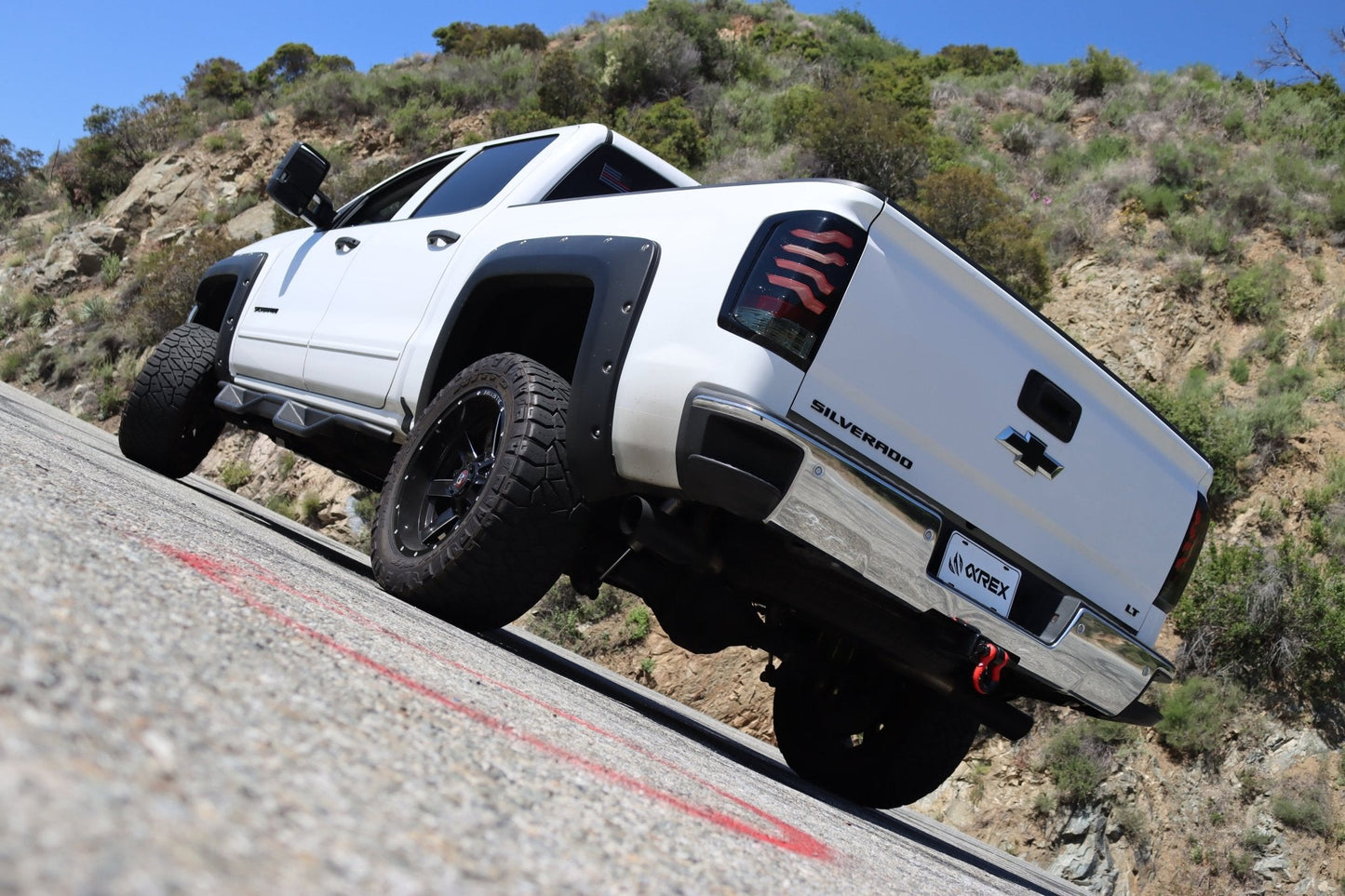 14-18 Chevrolet Silverado 1500 / 15-19 Silverado 2500HD/3500HD / 15-19 GMC Sierra 3500HD Dually PRO-Series LED Tail Lights Jet Black