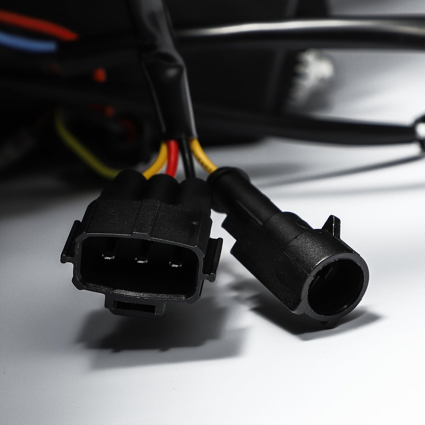 16-23 Toyota Tacoma LUXX-Series LED Crystal Headlights Chrome