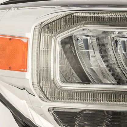 16-23 Toyota Tacoma LUXX-Series LED Crystal Headlights Chrome