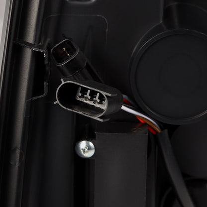 19-24 Ram 2500/3500 LUXX-Series LED Tail Lights Black-Red