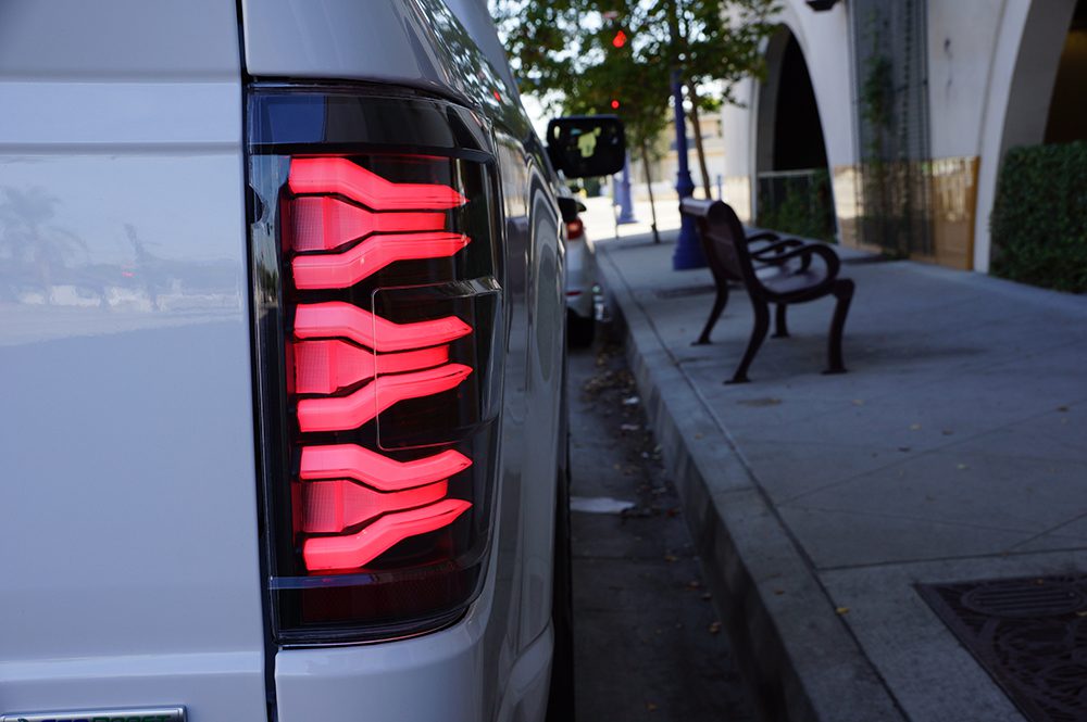 21-23 Ford F150/F150 Raptor LUXX-Series LED Tail Lights Black-Red