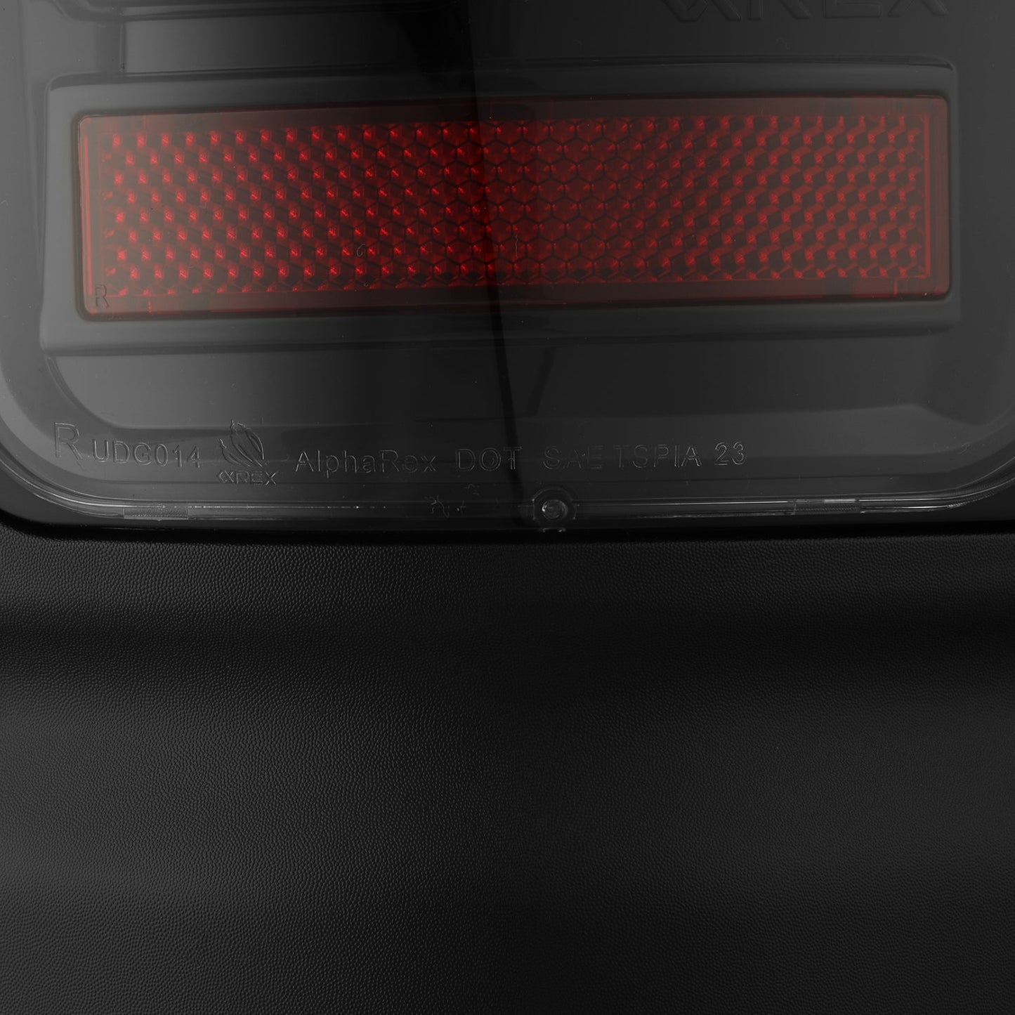 94-01 Dodge Ram 1500/94-02 Ram 2500/3500 LUXX-Series LED Tail Lights Alpha-Black