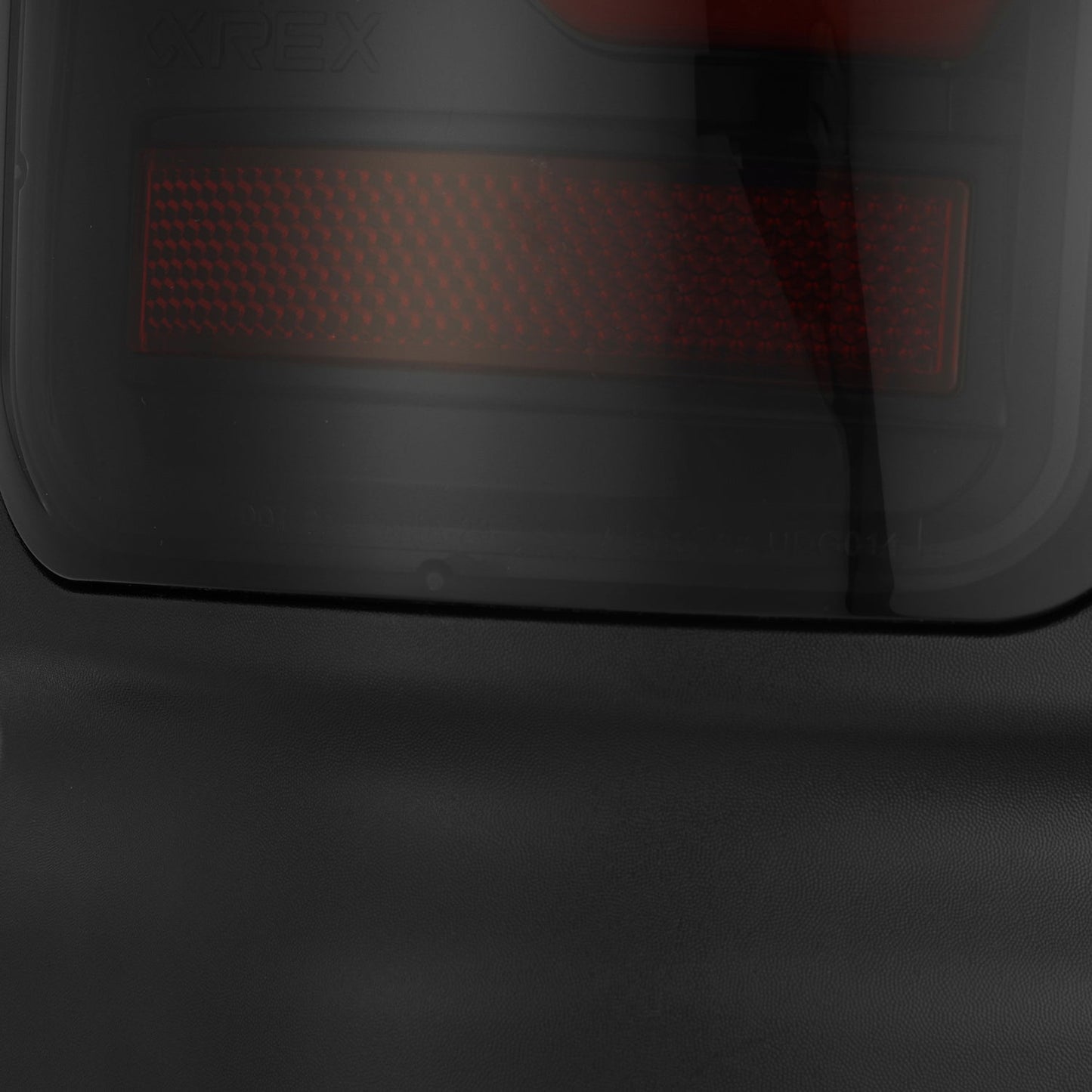 94-01 Dodge Ram 1500/94-02 Ram 2500/3500 LUXX-Series LED Tail Lights Black Red